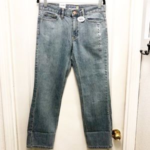 Old Navy Low Waist Mid-Length Capris.